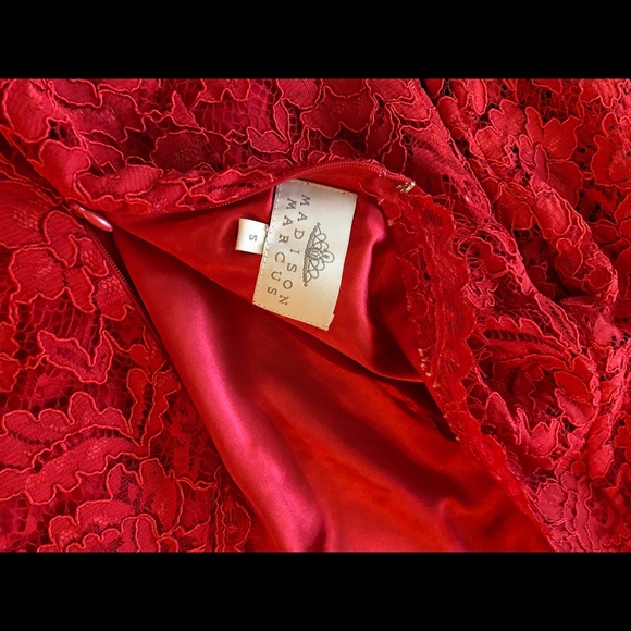 cocktail dress red lace - Picture 3 of 5